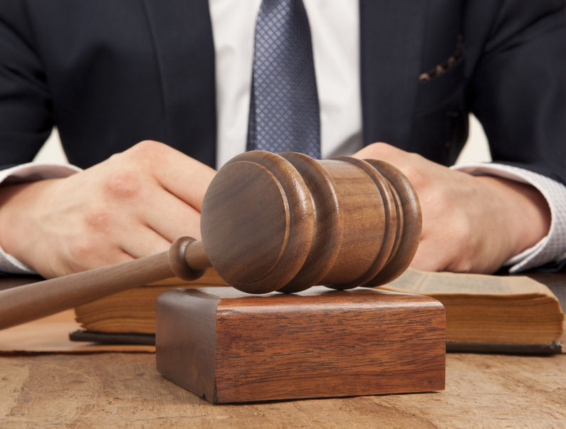 közlekedési szakjogász